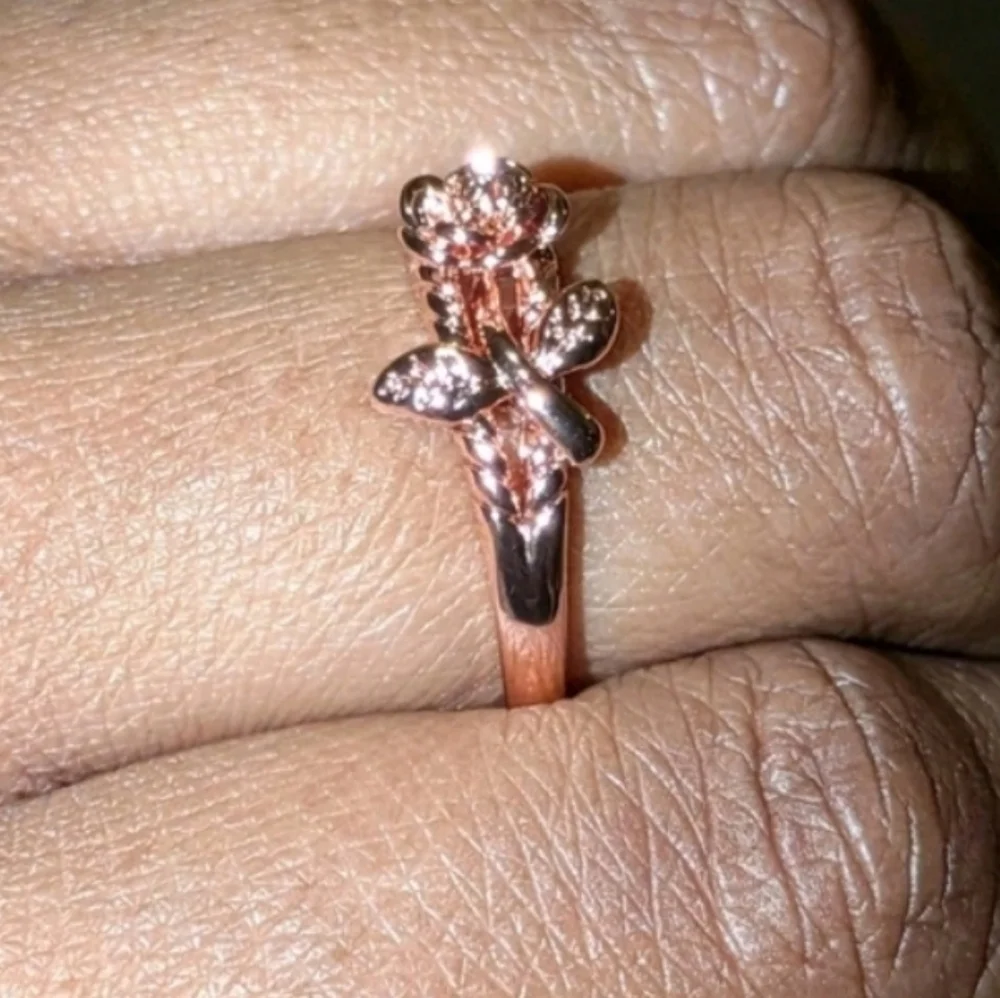 Lovely Rose Golden Intricate Detailed Rose Floral Ring